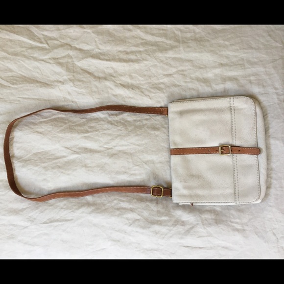 Fossil Leather Crossbody Bag (White & Tan) - Picture 2 of 12